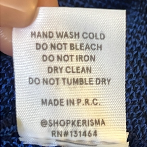 NWT RYU 'RUMBA' TOP with dolman sleeves in double knit abstract swirl pattern. - Picture 7 of 10